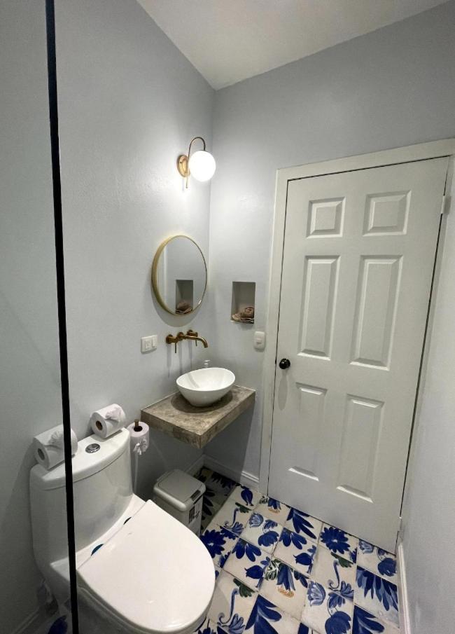 Cabinas Selvin Y Blanca Puerto Viejo de Talamanca ภายนอก รูปภาพ